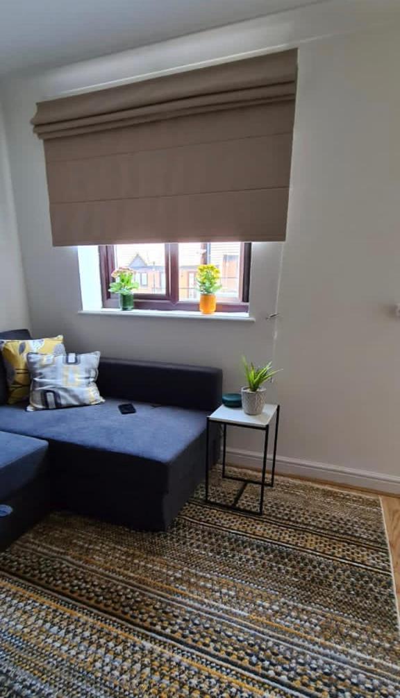 Lovely 2 Bedroom Flat With Free Parking New Southgate Exteriör bild